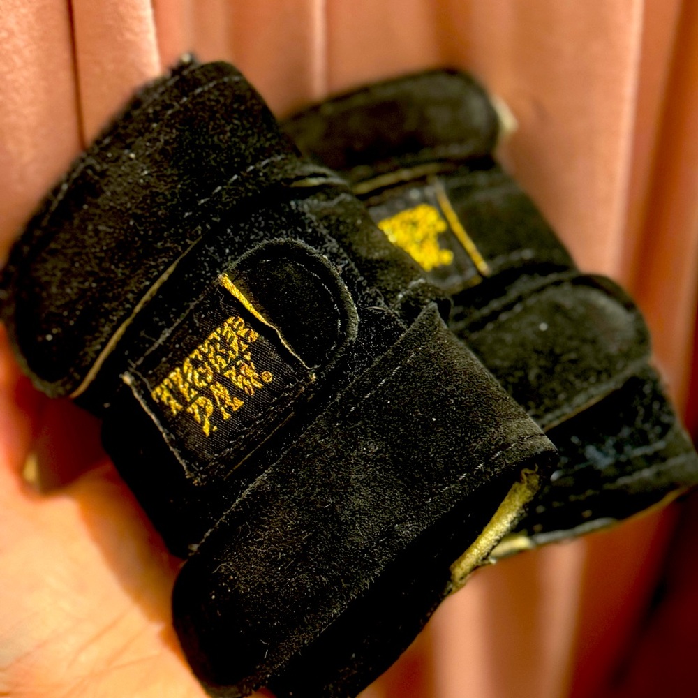 Tiger Paw Wrist Support Gymnast